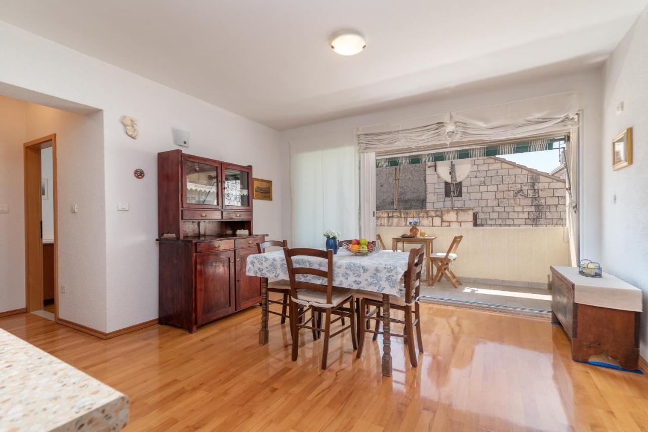 Apartment Bruno Trogir Exterior photo