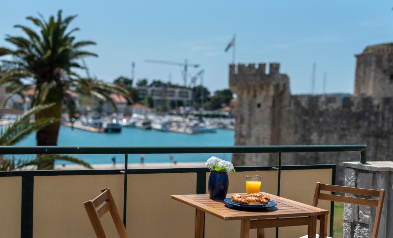 Apartment Bruno Trogir Exterior photo
