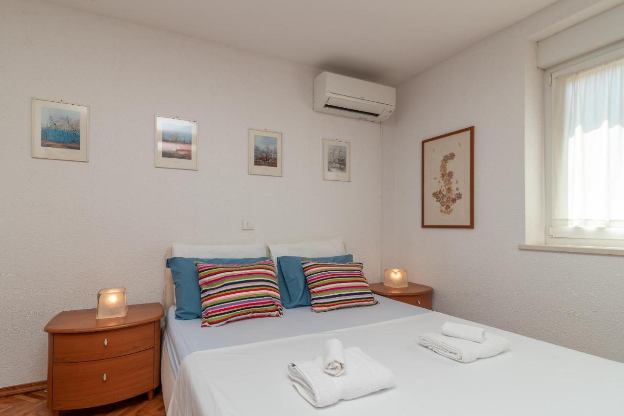 Apartment Bruno Trogir Exterior photo